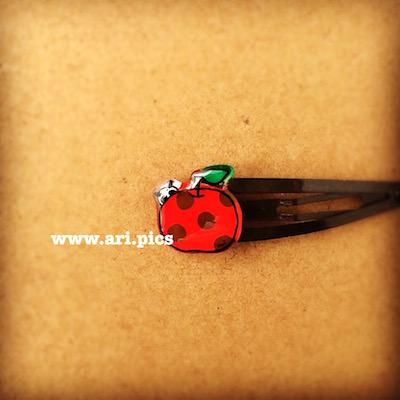 りんごのぱっちんピン