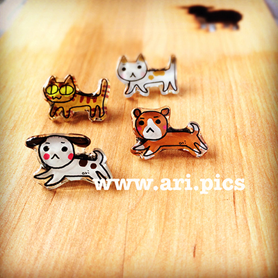 イヌとネコのミニバッジ